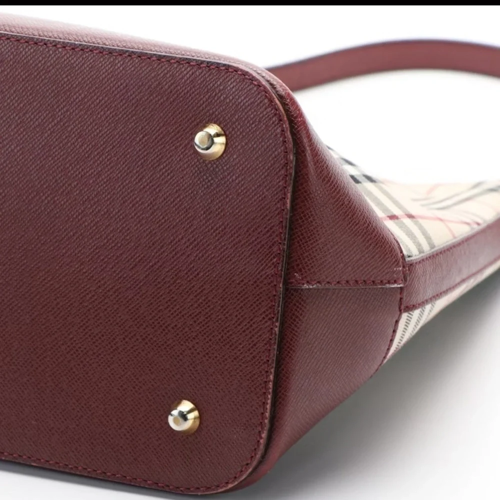 Burberry burgundy leather and house check shoulder bag with COA! - Picture 4 of 9